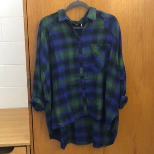 Women’s long sleeve flannel